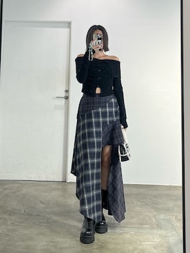 「EMODA（エモダ）のアイテム（ハンドバッグ）」を使った、李　相美さん（レディース・162cm）の秋コーディネート