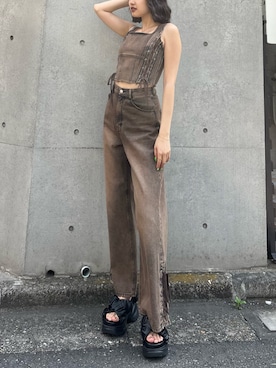 「EMODA（エモダ）のアイテム（パンツ）」を使った、李　相美さん（レディース・162cm）の春コーディネート