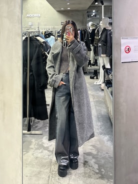 「EMODA（エモダ）のアイテム（その他アウター）」を使った、李　相美さん（レディース・162cm）の冬コーディネート