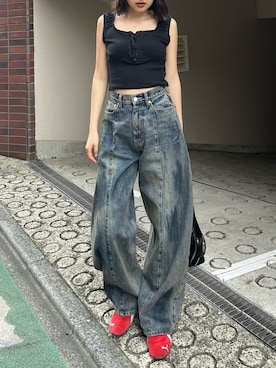 「EMODA（エモダ）のレースアップギャザータンクトップ（タンクトップ、ブラック系）」を使った、李　相美さん（レディース・162cm）の夏コーディネート