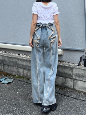 「EMODA（エモダ）のバックリボンルーズジーンズ（デニムパンツ、ブルー系）」を使った、李　相美さん（レディース・162cm）の春コーディネート