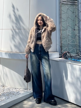 「EMODA（エモダ）のアイテム（ハンドバッグ）」を使った、李　相美さん（レディース・162cm）の秋コーディネート