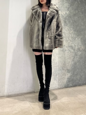 「EMODA（エモダ）のアイテム（その他アウター）」を使った、李　相美さん（レディース・162cm）の秋コーディネート
