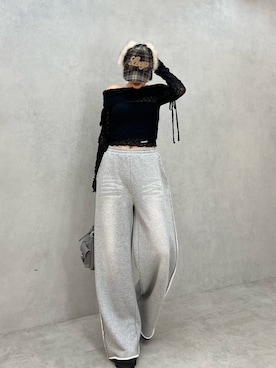 「EMODA（エモダ）のアイテム（キャップ）」を使った、李　相美さん（レディース・162cm）の秋コーディネート