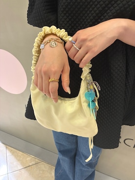 「アイテム（リング、ブルー系）」を使った、　　Rinaさん（レディース・158cm）の秋コーディネート