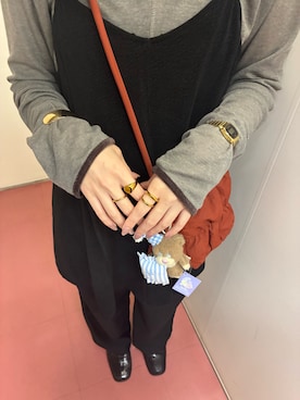 「アイテム（バングル/リストバンド）」を使った、　　Rinaさん（レディース・158cm）の秋コーディネート