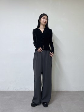 「アイテム（スリッポン）」を使った、moeさん（レディース・169cm）の秋コーディネート