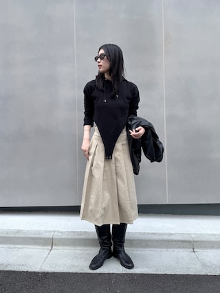 「UNFORM(アンフォーム)の【2026AW Debut】【UNFORM】フェイクレザーブルゾン(ブルゾン)」を使った、moeさん(レディース・169cm)の秋コーディネート