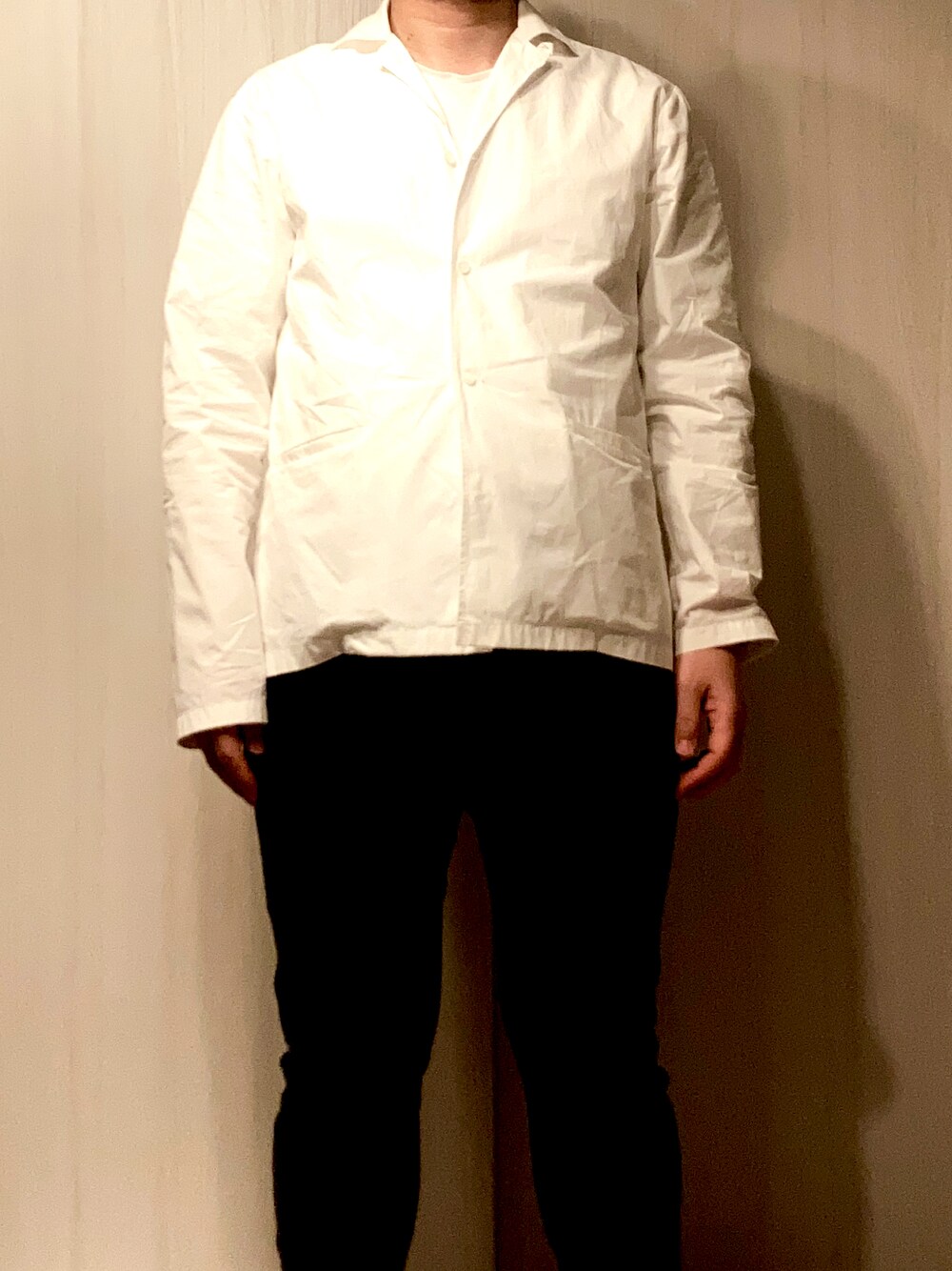 「スタジオニコルソン」｜「STUDIO NICHOLSONのアイテム（ジャケット/アウター、ホワイト系）」を使った、YSさん（メンズ・165cm）の春コーディネートの1枚目の写真