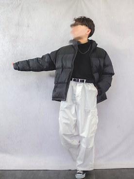 「アイテム（カーゴパンツ、ホワイト系）」を使った、みなりん(Minari)さん（メンズ・170cm）の冬コーディネート