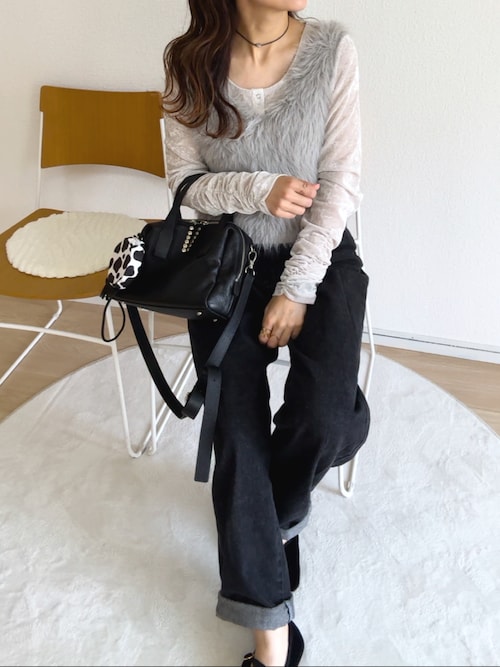 本革/ショルダー付き》スタッズボストンバッグ（ボストンバッグ）｜ear