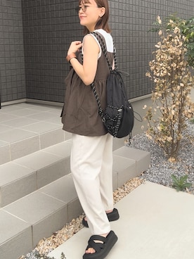 「アイテム（バックパック/リュック）」を使った、chicchimoさん（レディース・152cm）の秋コーディネート