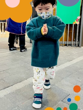 「babygap」｜「アイテム（パンツ）」を使った、Yolanda Cさん（キッズ・90cm）の冬コーディネート