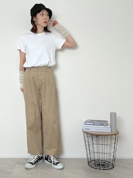 「夏秋ミックス」｜「アイテム（スニーカー）」を使った、Lilychouchouさん（レディース・163cm）の秋コーディネート