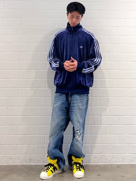 「アイテム（スニーカー、イエロー系）」を使った、KSさん（メンズ・172cm）の秋コーディネート