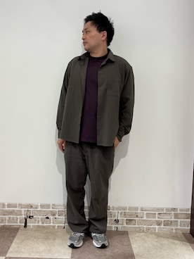 「ITEMS URBANRESEARCH（アイテムズ アーバンリサーチ）のヨウリュウレギュラーカラー長袖シャツ（シャツ/ブラウス、グリーン系）」を使った、yujiroさん（メンズ・170cm）の秋コーディネート