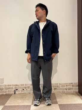 「ITEMS URBANRESEARCH（アイテムズ アーバンリサーチ）のハイカウント スナップボタン フーディジャケット（ブルゾン、ブルー系）」を使った、yujiroさん（メンズ・170cm）の秋コーディネート