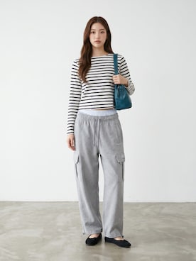 「PRO CLUB （プロクラブ）のPro Club/プロクラブ Heavyweight Fleece Cargo Pants スウェットパンツ カーゴパンツ 2026年 夏 夏服 秋服（スウェットパンツ、グレー系）」を使った、aiさん（レディース・165cm）の夏コーディネート