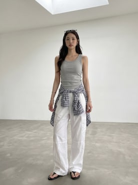 「MILLER（ミラー）のR.P.miller/ミラー パネルリブタンクトップ 2026新作 再入荷 新色追加  夏服（タンクトップ、グレー系）」を使った、aiさん（レディース・165cm）の夏コーディネート