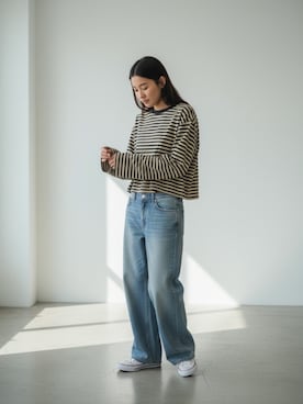 「Levi's（リーバイス）のLEVI'S/リーバイス 501 LOOSE ルーズデニム 2026年春夏（デニムパンツ、ブルー系）」を使った、aiさん（レディース・165cm）の春コーディネート