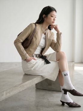 「Dickies（ディッキーズ）のDickies/ディッキーズ 13インチポケットワークショーツ shorts チノパンツ スケーターショーツ ハーフパンツ カラーパンツ 2026年春夏（チノパンツ、ホワイト系）」を使った、aiさん（レディース・165cm）の夏コーディネート