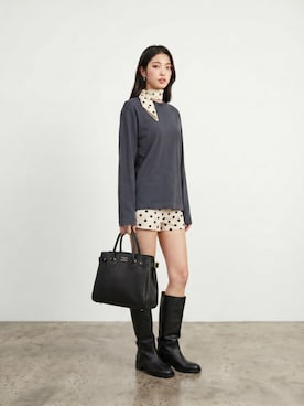 「YOUNG&OLSEN The DRYGOODS STORE（ヤングアンドオルセン）のYOUNG & OLSEN/ヤングアンドオルセン EMBOSSED LEATHER BELTED TOTE M カウレザー トートバッグ 2026年春夏（トートバッグ、ブラック系）」を使った、aiさん（レディース・165cm）の夏コーディネート