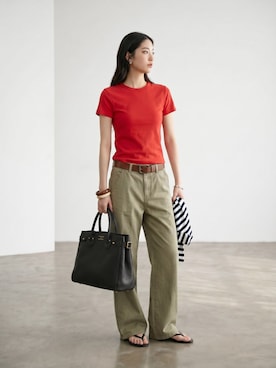 「YOUNG&OLSEN The DRYGOODS STORE（ヤングアンドオルセン）のYOUNG & OLSEN/ヤングアンドオルセン EMBOSSED LEATHER BELTED TOTE M カウレザー トートバッグ 2026年春夏（トートバッグ、ブラック系）」を使った、aiさん（レディース・165cm）の夏コーディネート