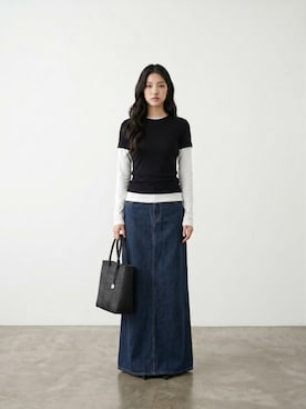 「GILDAN（ギルダン）の【ROOPTOKYO】GILDAN ６oz クルーネック 袖リブ ロングスリーブTee /ロンT 無地カットソー オーバーサイズ 2026年春夏（Tシャツ/カットソー、ホワイト系）」を使った、aiさん（レディース・165cm）の夏コーディネート