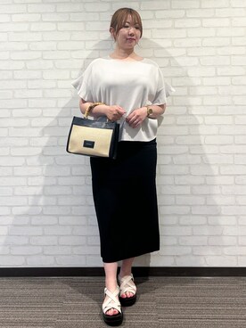 「OPAQUE.CLIP（オペークドットクリップ）の【軽量／クッション】クロスベルトサンダル《ヒール5cm》（サンダル）」を使った、mochiさん（レディース・160cm）の夏コーディネート