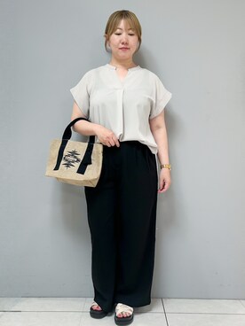 「OPAQUE.CLIP（オペークドットクリップ）の【軽量／クッション】クロスベルトサンダル《ヒール5cm》（サンダル）」を使った、mochiさん（レディース・160cm）の夏コーディネート
