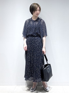 「Reflect（リフレクト）の【セットアップ／手洗い可】ドット柄シアーブラウス（シャツ/ブラウス、ブルー系）」を使った、まちこさん（レディース・157cm）の夏コーディネート
