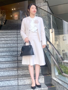 「アイテム（ブローチ/コサージュ、ベージュ系）」を使った、このかさん（レディース・165cm）の冬コーディネート