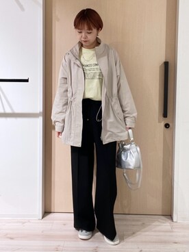 「SHOO・LA・RUE（シューラルー）の【防花粉/S-LL】ウエストマークですっきり見え　軽やかスタンドブルゾン（ブルゾン、ベージュ系）」を使った、ひらしーさん（レディース・164cm）の春コーディネート