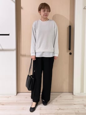 「SHOO・LA・RUE（シューラルー）の【洗濯機可】1枚でサマ見え ラメニットソー レイヤード風トップス（Tシャツ/カットソー、ホワイト系）」を使った、ひらしーさん（レディース・164cm）の春コーディネート