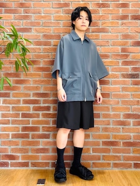 「tk.TAKEO KIKUCHI（ティーケータケオキクチ）のアイテム（パンツ）」を使った、Hisashiさん（メンズ・167cm）の夏コーディネート