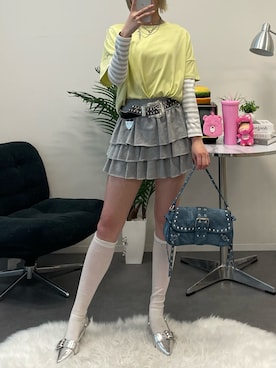 「Aunely（オーネリー）の【Aunely】ひんやり 360°きれい見え コクーンシルエット ミニマル Tシャツ ＜YOSOOIシリーズ＞（Tシャツ/カットソー、イエロー系）」を使った、hnaadayoさん（レディース・161cm）の春コーディネート