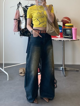 「Snap club（スナップクラブ）の【Snap club】ヴィンテージ加工ワイドカーブデニムパンツ（デニムパンツ、ブルー系）」を使った、hnaadayoさん（レディース・161cm）の夏コーディネート