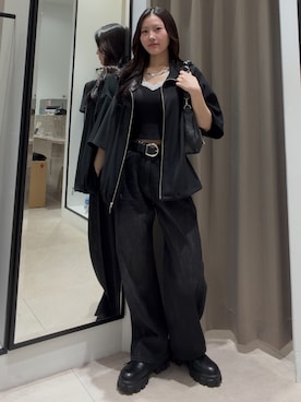 「Lui's（ルイス）のショートスリーブオーバーZIPシャツ（シャツ/ブラウス、ブラック系）」を使った、坪川佳凛さん（レディース・165cm）の夏コーディネート