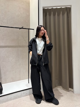 「Lui's（ルイス）のアイテム（その他パンツ）」を使った、坪川佳凛さん（レディース・165cm）の春コーディネート