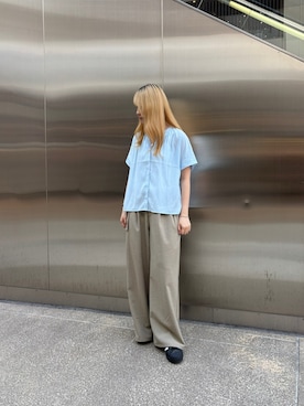 「ITEMS URBANRESEARCH（アイテムズ アーバンリサーチ）のアシメデザインベルトパンツ（その他パンツ、ベージュ系）」を使った、かりんさん（レディース・163cm）の夏コーディネート