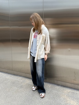 「ITEMS URBANRESEARCH（アイテムズ アーバンリサーチ）のシアープリントストライプシャツ（シャツ/ブラウス、ベージュ系）」を使った、かりんさん（レディース・163cm）の夏コーディネート