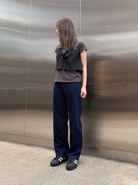 「URBAN RESEARCH DOORS（アーバンリサーチドアーズ）のアイテム（デニムパンツ）」を使った、花鈴さん（レディース・163cm）の夏コーディネート
