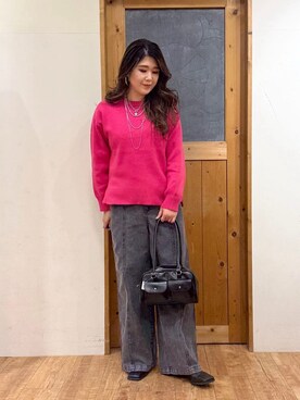 「SHOO・LA・RUE（シューラルー）の【S-LL/洗濯機可/体型カバー】大人世代も取り入れやすい スウェットライクニット（ニット/セーター、ピンク系）」を使った、Ayana.さん（レディース・168cm）の冬コーディネート