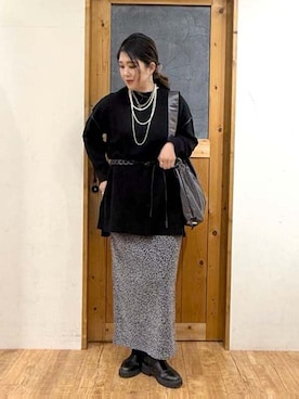 「SHOO・LA・RUE（シューラルー）の【洗える/毛玉レス】チュニックニットワンピース（チュニック、ブラック系）」を使った、Ayana.さん（レディース・168cm）の冬コーディネート