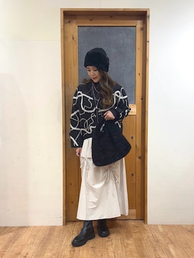 「アイテム（カーディガン/ボレロ）」を使った、Ayana.さん（レディース・168cm・30代）の冬コーディネート