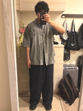 「JOURNAL STANDARD（ジャーナルスタンダード）のTRモダン ワイド スラックス（スラックス、ブルー系）」を使った、MIKEさん（メンズ・173cm）の春コーディネート
