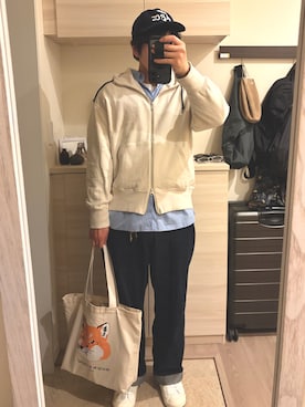 「Maison Kitsune（メゾンキツネ）のアイテム」を使った、MIKEさん（メンズ・173cm）の春コーディネート