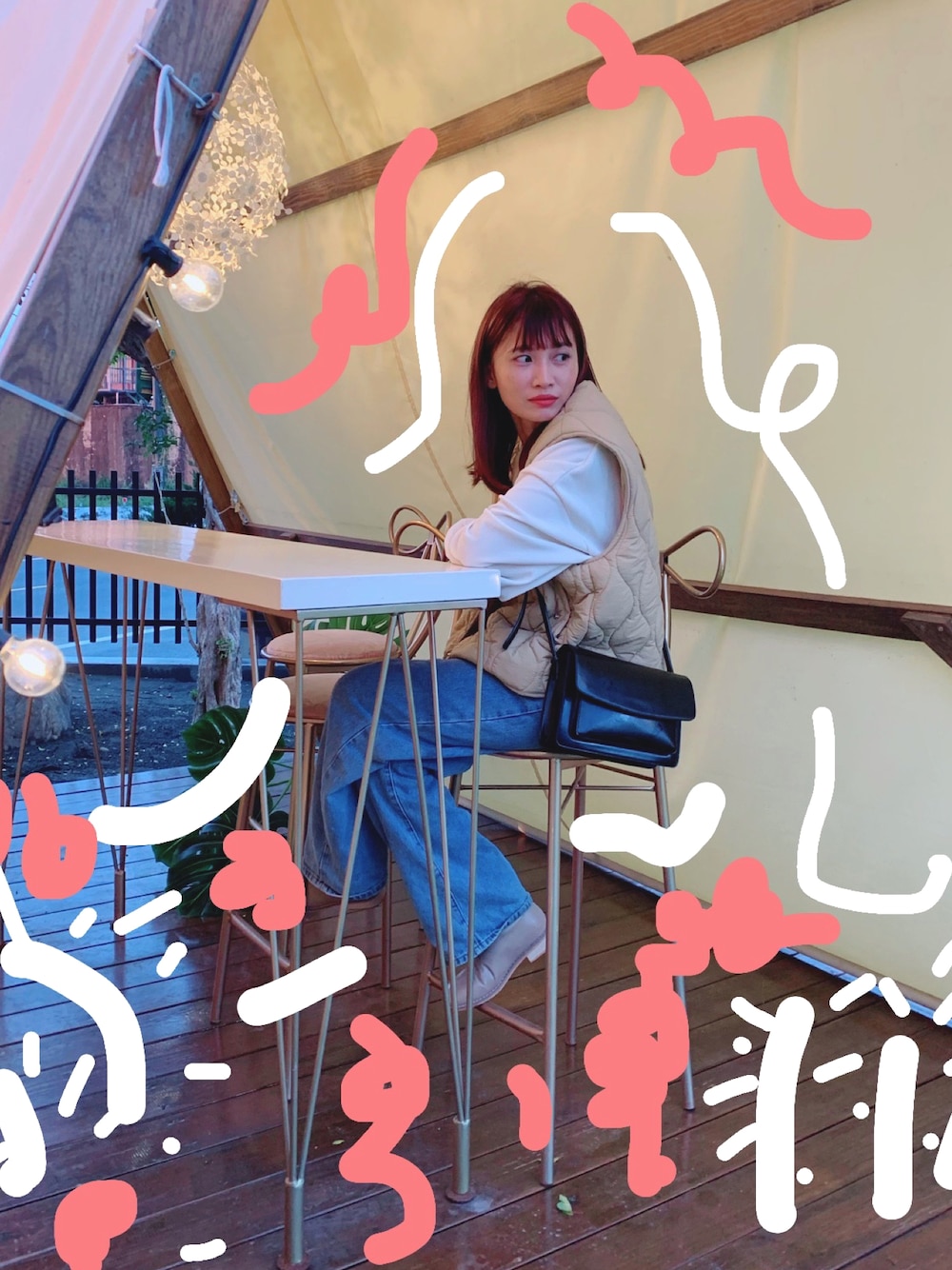 「ootd、oversize、牛仔褲、親子コーデ」｜「PAZZOのアイテム（その他トップス、ベージュ系）」を使った、陳泛亭さん（レディース・158cm）の冬コーディネートの1枚目の写真