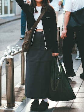 「Carhartt（カーハート）のアイテム（ジャケット/アウター）」を使った、phoebeeeeeさん（レディース・160cm）の春コーディネート