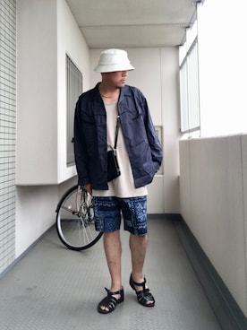 「ペイズリー柄パンツ」｜Masato Kurosakiさん（メンズ・174cm）の秋コーディネート